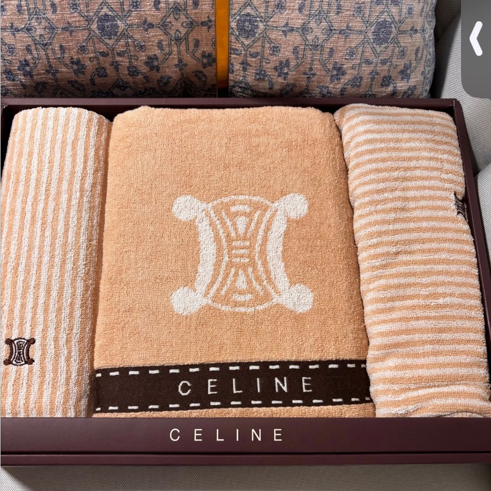Celine Beige and Cream Towel Collection
